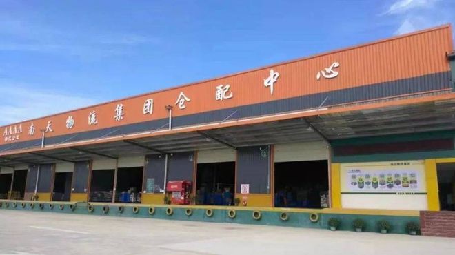 来外地游客爆满终于知道为啥走不出河南了AG真人旗舰厅登录越黑越红！端午节胖东(图9)